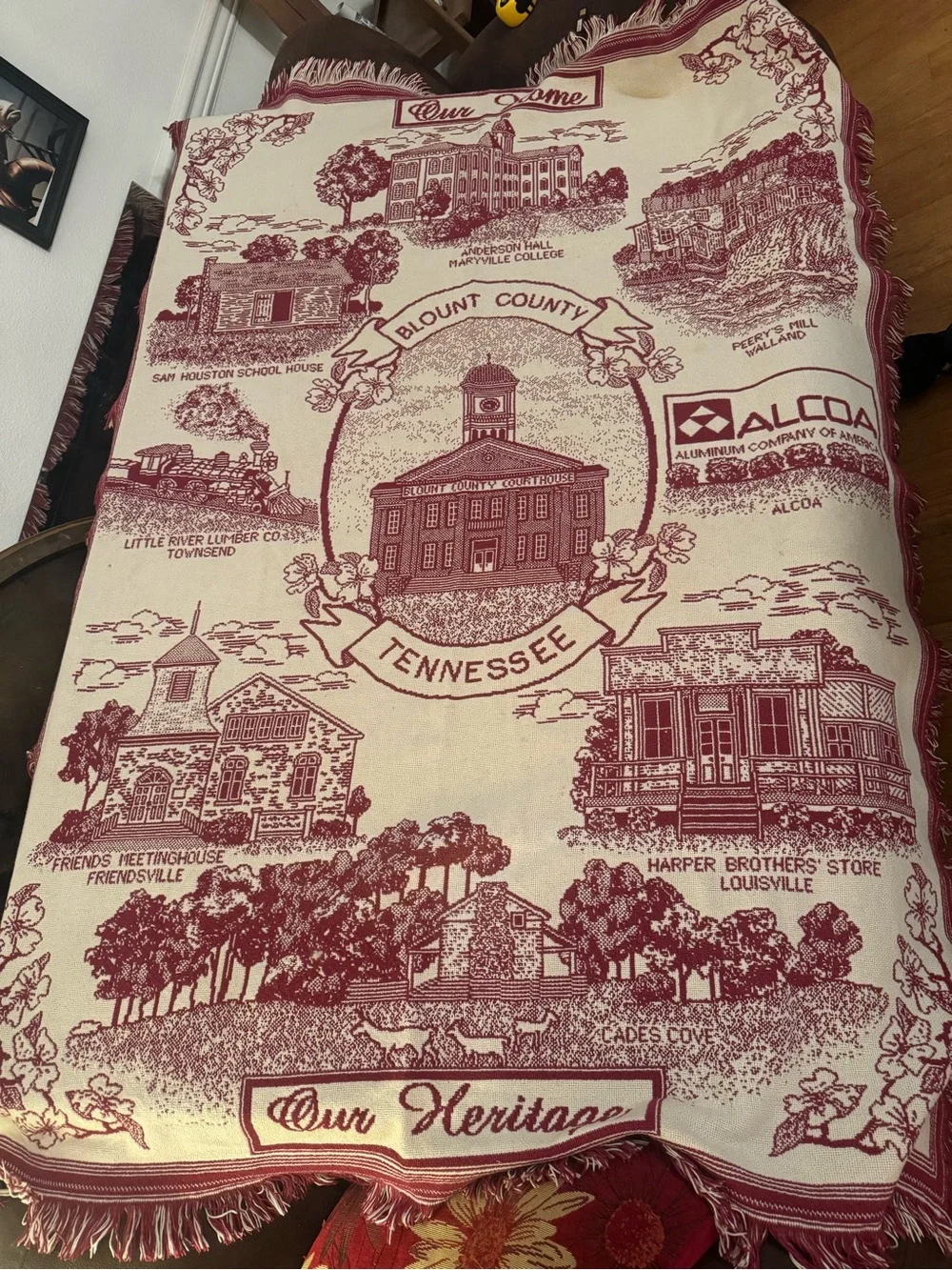 Pure Country Weavers Tapestry Throw Blanket Red Beige Blount County Tennessee TN